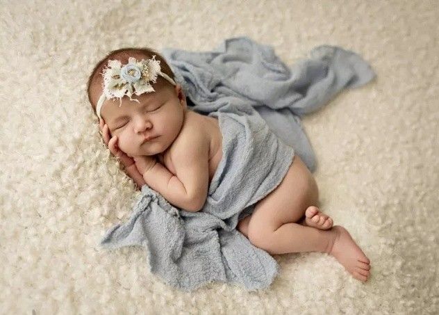 5 Must-Have Props for a Newborn Baby Photoshoot