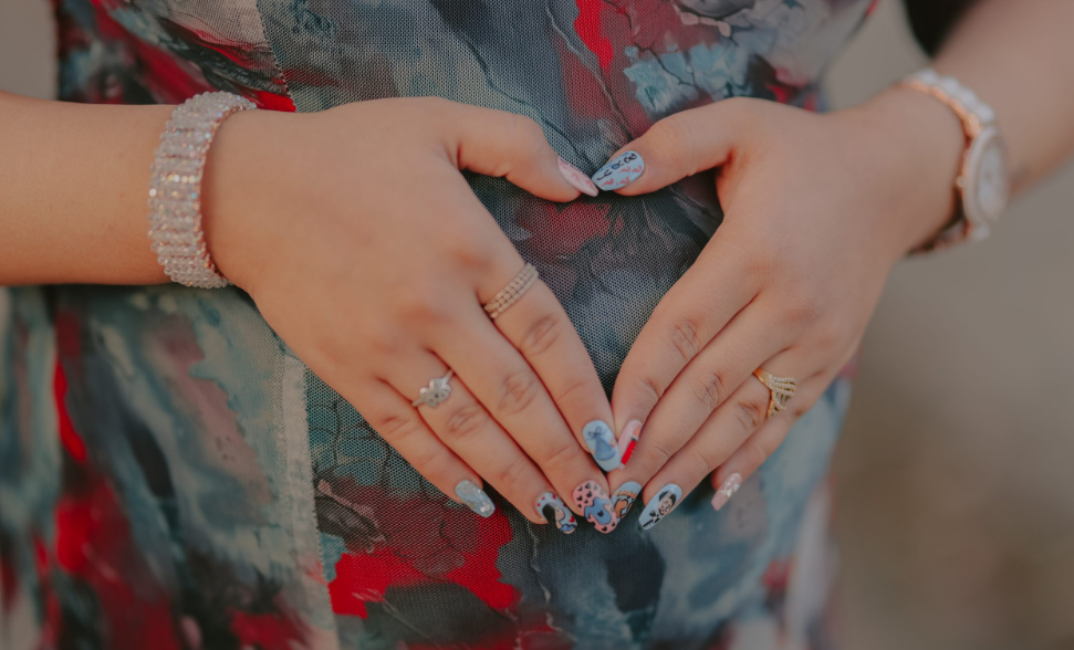 How to Capture the Beauty of Pregnancy Through Photography by Bajaj Films